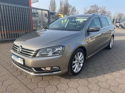 Gebraucht VW Passat Highline 160 PS (117 kW) 2012 Braun Kombi