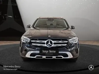 Gebraucht Mercedes GLC300e 320 PS (235 kW) 2021 SUV
