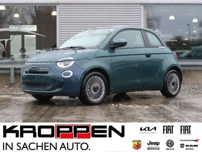 Neu Fiat 500 65 PS (47 kW) 2026 Grün Limousine