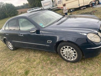 Mercedes E220