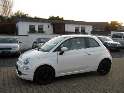 Begagnad Fiat 500 Lounge 69 HK (50 kW) 2016 Vit Sedan