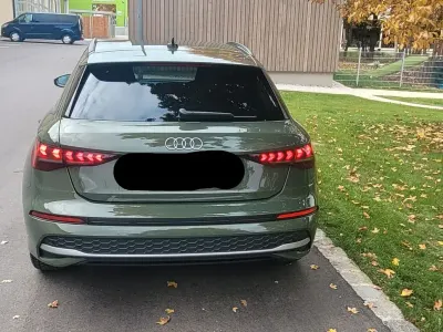 Gebraucht Audi A3 Sport 204 PS (150 kW) 2025 Grün Limousine