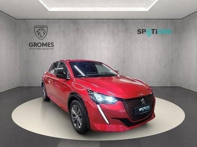 Gebraucht Peugeot e-208 Allure 100 kW (136 PS) 2023 Rot Kleinwagen