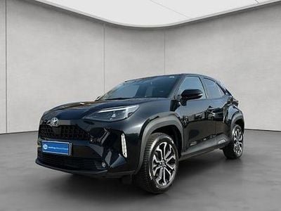 Gebraucht Toyota Yaris Cross Team 116 PS (85 kW) 2023 Mysticschwarz mica SUV