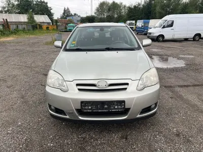 Gebraucht Toyota Corolla Sol 90 PS (66 kW) 2004 Silber Limousine