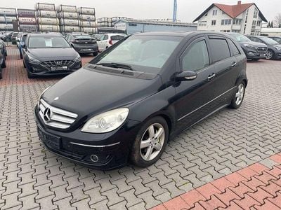 Mercedes B200