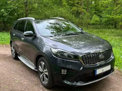 Używany Kia Sorento GT-Line 200 KM (147 kW) 2019 Szary SUV