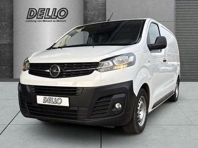 Weiß Gebraucht 2022 Opel Vivaro Elegance Van / Kleinbus | 20.490 € (Fairer Preis)