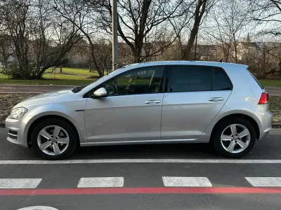 Gebraucht VW Golf VII LOUNGE 110 PS (80 kW) 2016 Silber Limousine
