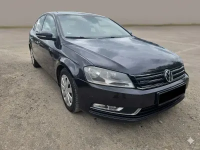 Gebraucht VW Passat Comfortline 105 PS (77 kW) 2011 Braun Limousine