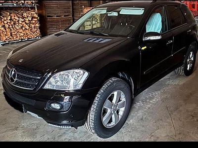 Gebraucht Mercedes ML280 190 PS (139 kW) 2008 Schwarz SUV