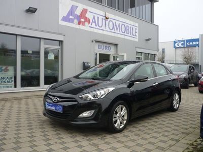 Schwarz Gebraucht 2012 Hyundai i30 Style Limousine | 9.990 €