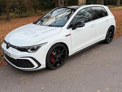 Gebraucht VW Golf VIII GTI 2024 Weiß Limousine