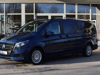 Gebraucht Mercedes V220 163 PS (119 kW) 2024 Blau Van / Kleinbus