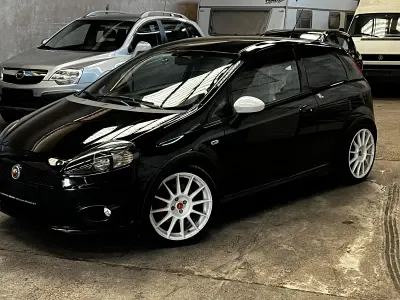 Gebraucht Fiat Grande Punto Abarth 179 PS (131 kW) 2009 Schwarz Kleinwagen