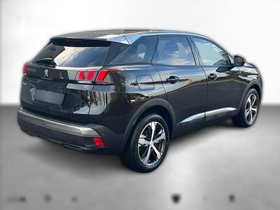 Schwarz metallic Gebraucht 2023 Peugeot 3008 Allure | 26.780 € (Fairer Preis)