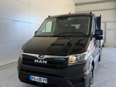Second-hand MAN TGE 170 CP (125 kW) 2021 Negru Van