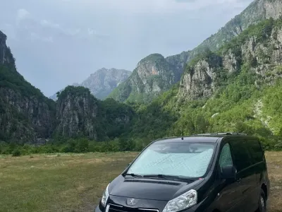 Gebraucht Peugeot Expert 109 PS (80 kW) 2014 Schwarz Van