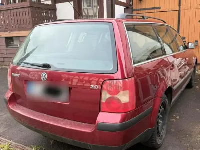 Gebraucht VW Passat Comfortline 130 PS (95 kW) 2003 Rot Kombi