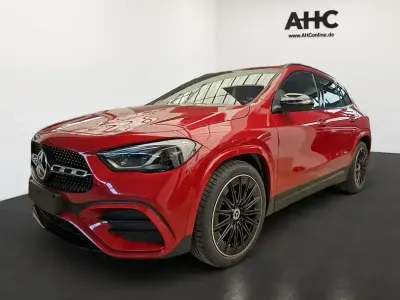 Gebraucht Mercedes GLA200 AMG line 163 PS (119 kW) 2026 Rot SUV
