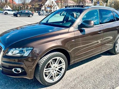 Second-hand Audi Q5 S-line plus 239 CP (175 kW) 2011 Maro SUV
