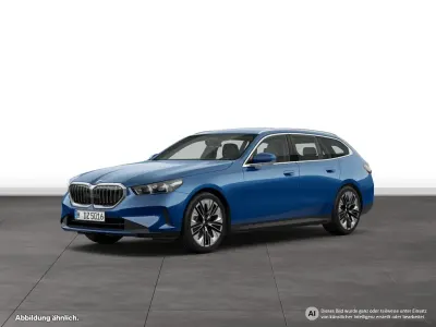 Gebraucht BMW 520 197 PS (144 kW) 2025 Blau Kombi