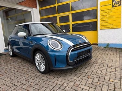 Gebraucht Mini Cooper 136 PS (100 kW) 2023 Blau Kleinwagen
