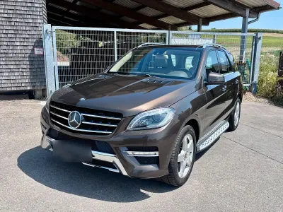 Gebraucht Mercedes ML350 AMG line 258 PS (189 kW) 2012 Braun SUV