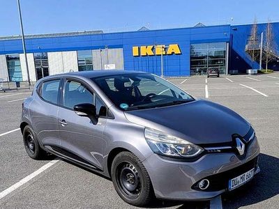 Gebraucht Renault Clio IV Initiale Paris 98 PS (72 kW) 2014 Silber Kleinwagen