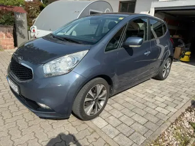 Brugt Kia Venga Spirit 125 HK (91 kW) 2015 Blå Hatchback