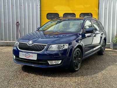 gebraucht Skoda Octavia Combi 2,0 TDI Ambition Navi Xenon