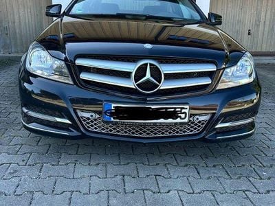 Second-hand Mercedes C180 156 CP (114 kW) 2012 Negru Coupe