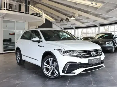 Gebraucht VW Tiguan R-line 150 PS (110 kW) 2023 Weiß SUV