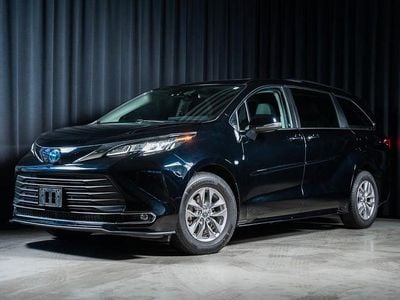 Gebraucht Toyota Sienna 250 PS (183 kW) 2022 Schwarz Van / Kleinbus