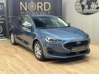 Gebraucht Ford Focus 120 PS (88 kW) 2022 Chromablau metallic (metallic) Kombi