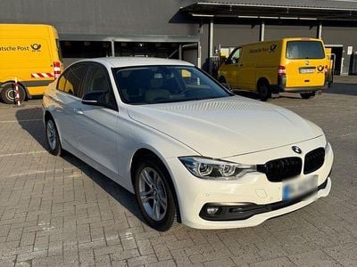 Gebraucht BMW 320 190 PS (139 kW) 2017 Weiß Limousine
