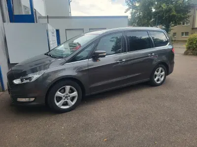 Gebraucht Ford Galaxy Titanium 150 PS (110 kW) 2019 Grau Van / Kleinbus