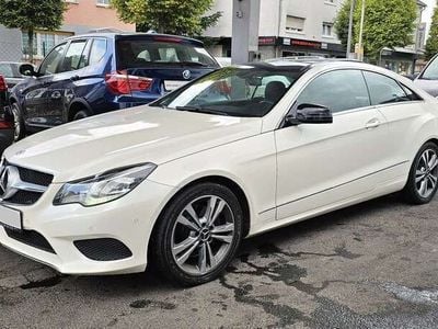 Mercedes E200