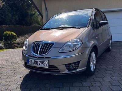 Gebraucht Lancia Musa 95 PS (69 kW) 2008 Beige Van / Kleinbus