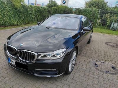 BMW 750