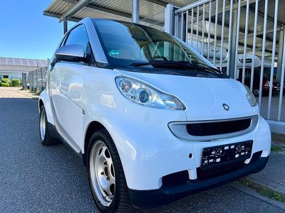 Second-hand Smart ForTwo Coupé Passion 71 CP (52 kW) 2009 Alb Coupe