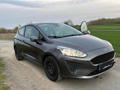 Gebraucht Ford Fiesta 71 PS (52 kW) 2019 Grau Kleinwagen