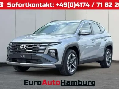 Neu Hyundai Tucson Style 239 PS (175 kW) 2026 Shimmering silver meta.../silb SUV