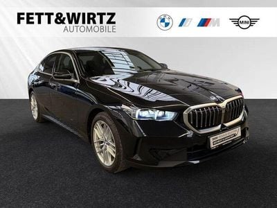 Gebraucht BMW 520 Comfort Edition 197 PS (144 kW) 2024 Saphirschwarz metallic Limousine