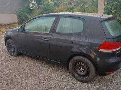 Gebraucht VW Golf VI 80 PS (58 kW) 2009 Schwarz Kleinwagen