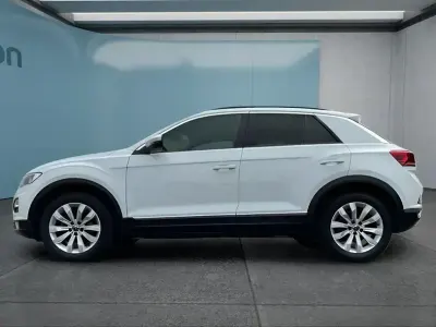 Usata VW T-Roc 150 CV (110 kW) 2021 Bianco SUV