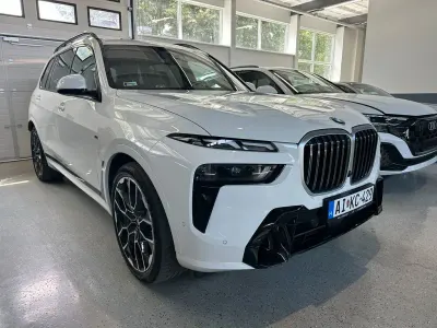 Gebraucht BMW X7 M Sport 352 PS (258 kW) 2023 Weiß SUV