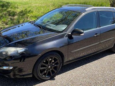 Second-hand Renault Laguna GrandTour GT 150 CP (110 kW) 2011 Negru Break