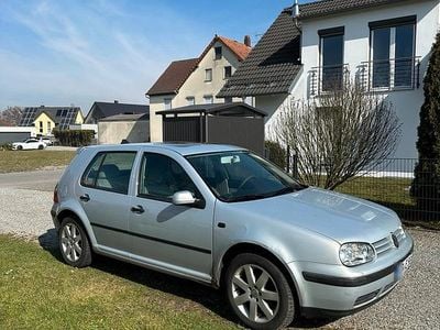 Gebraucht VW Golf IV 75 PS (55 kW) 1999 Silber Kleinwagen