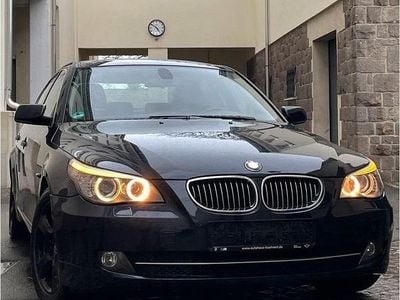 Gebraucht BMW 523 190 PS (139 kW) 2007 Blau Limousine